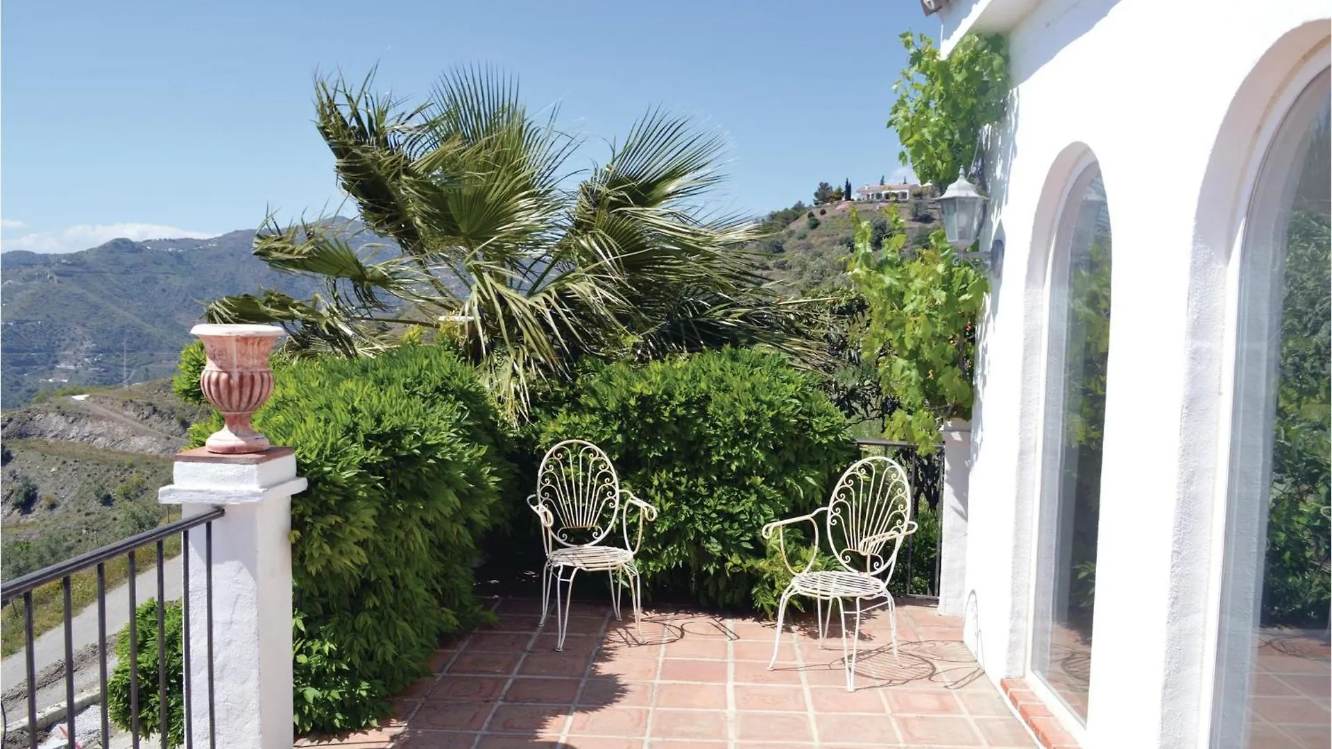 Beautiful Home In Algarrobo With Wifi Tatil Evi